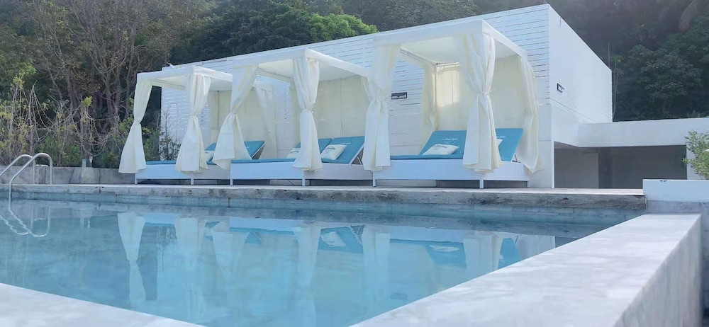 Lullabella Hotel 25/50