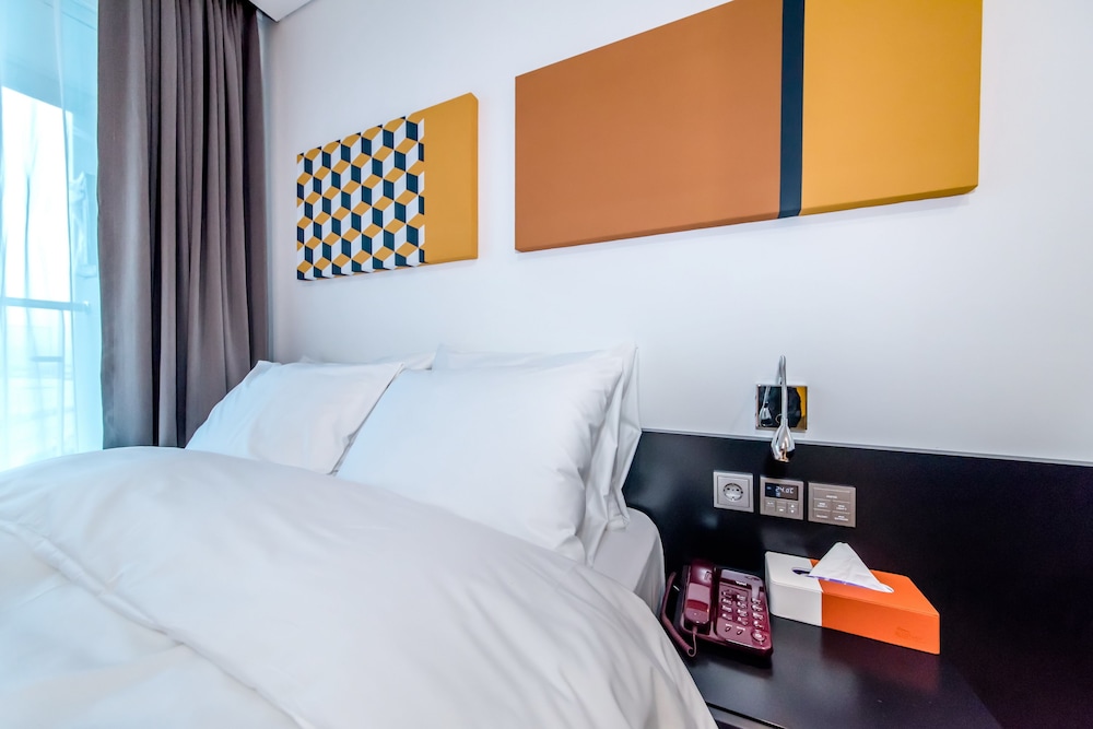 CO-OP CITY HOTEL SEONGSAN 18/71