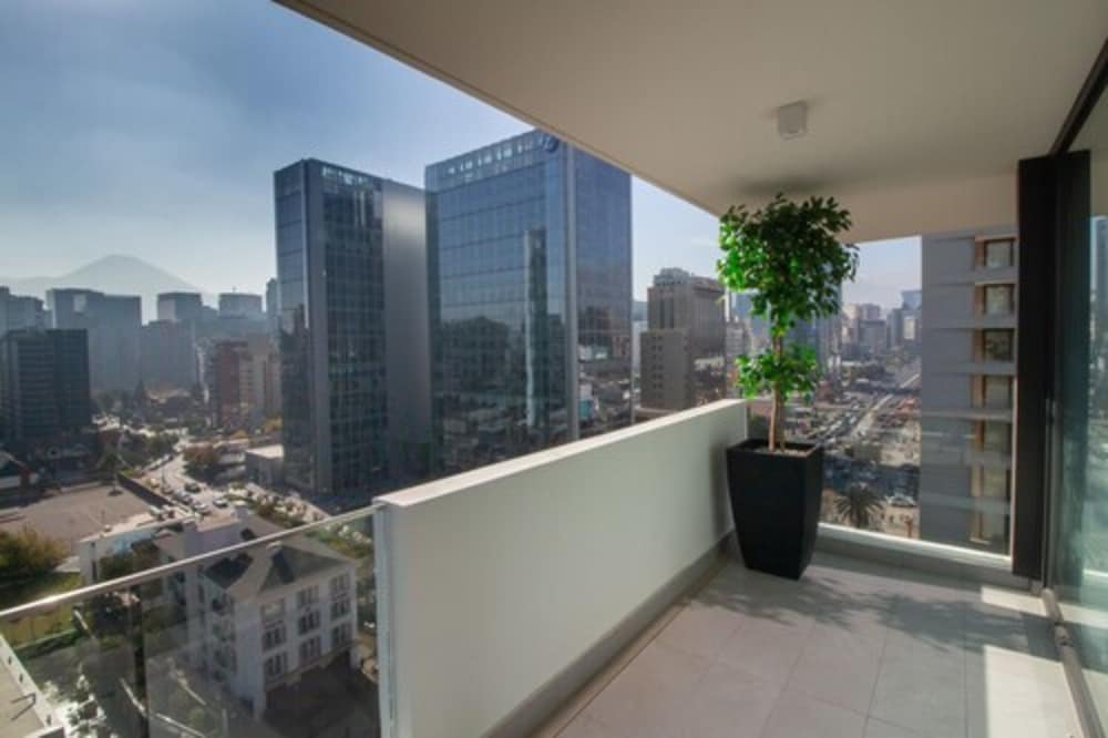 One Nk Apartments 11/31