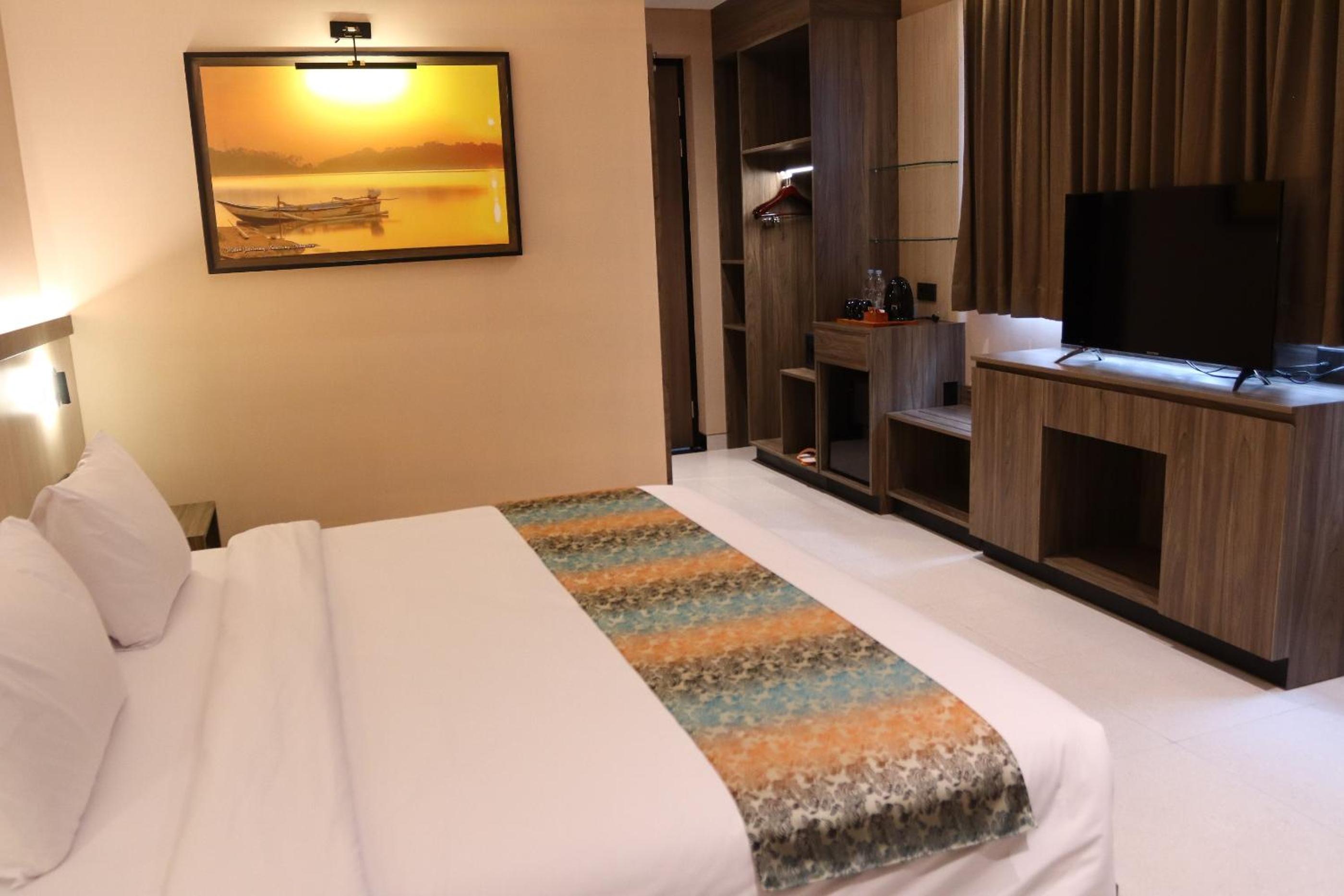 Eno Front One Hotel Semarang 15/46