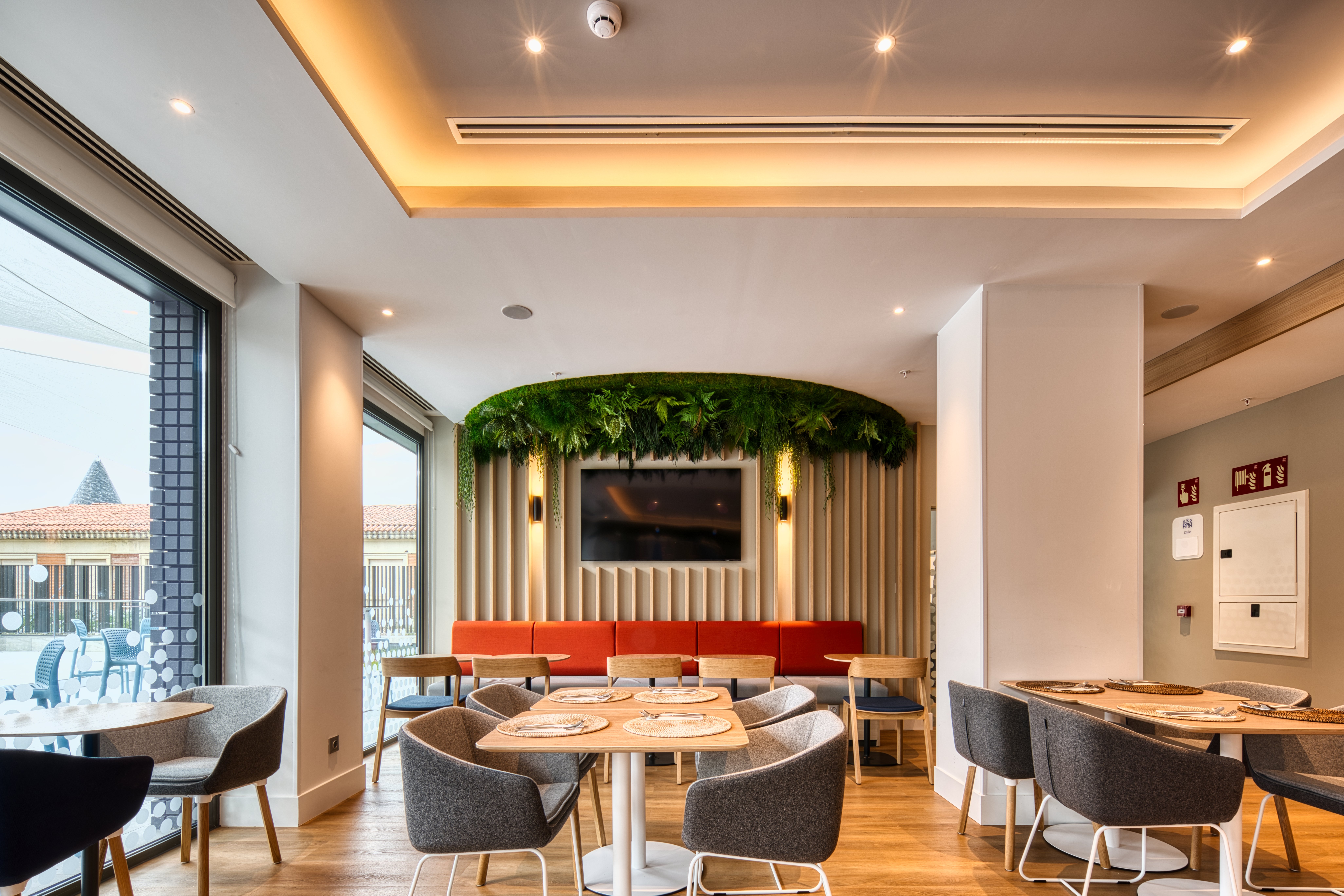 Holiday Inn Express Madrid Airport 27/40