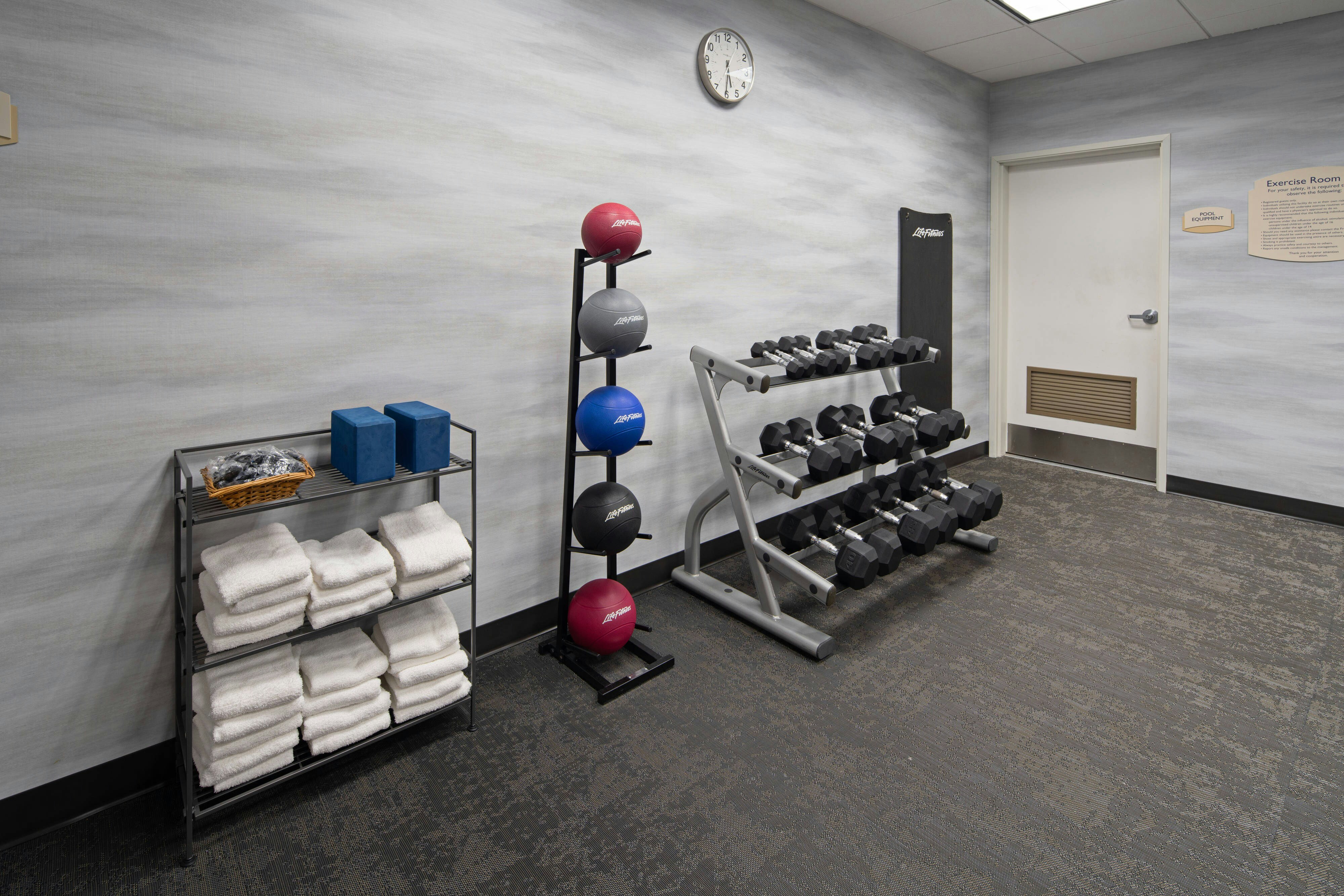 Fairfield Inn & Suites Seattle Bremerton 4/7