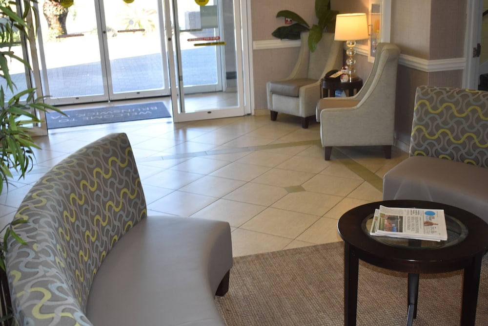 Best Western Plus Brunswick Inn & Suites 35/45