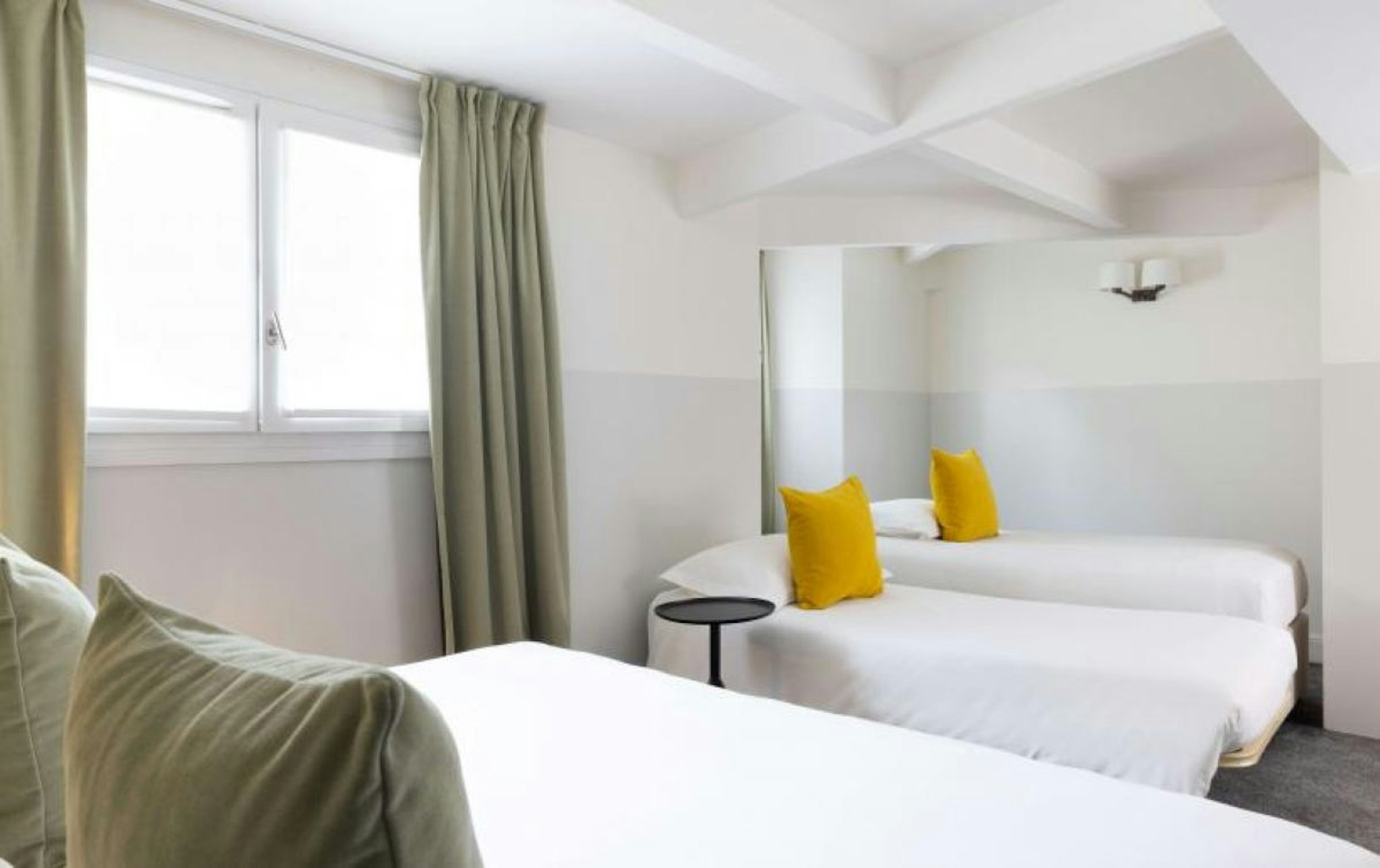 Hotel Des Mines 6/28