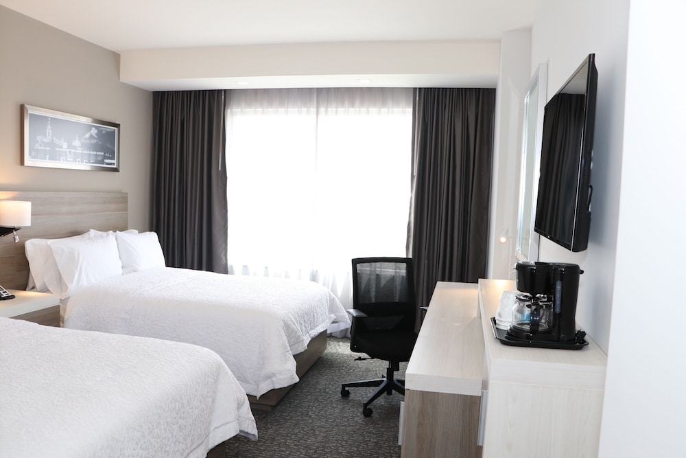 Hampton Inn Suites By Hilton Puebla 15/56