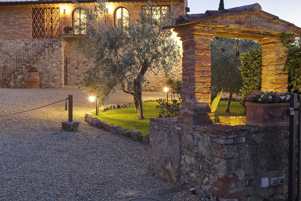Farm House La Presura 37/50
