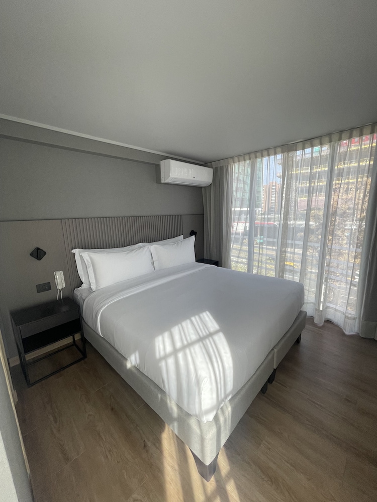 One Manquehue Aparthotel 14/31