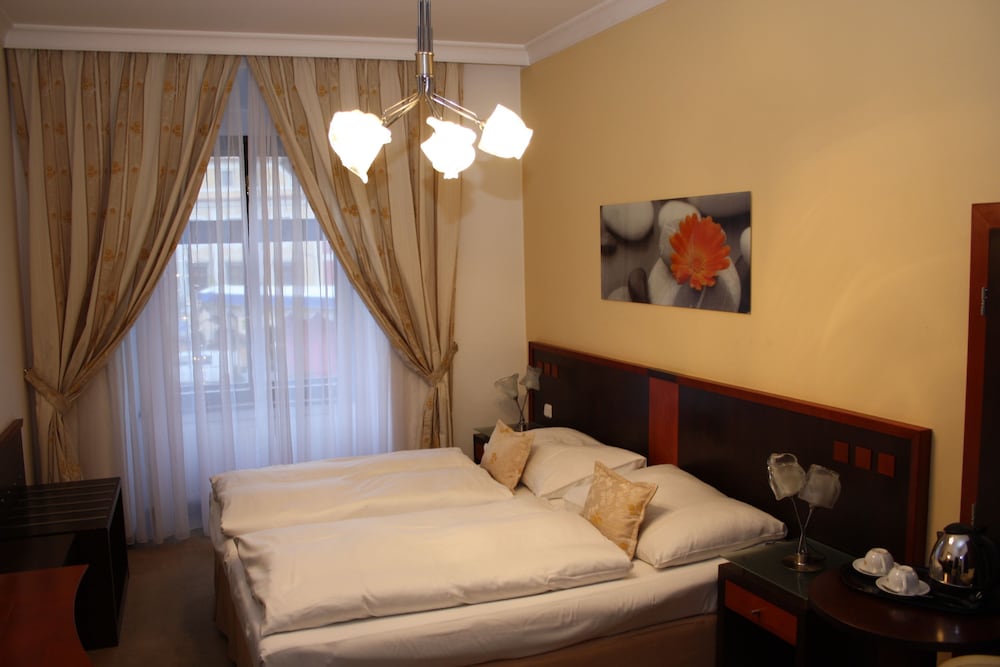 Grand Hotel 16/47