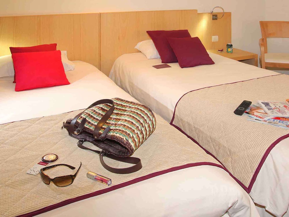 MERCURE TOURS SUD 34/77