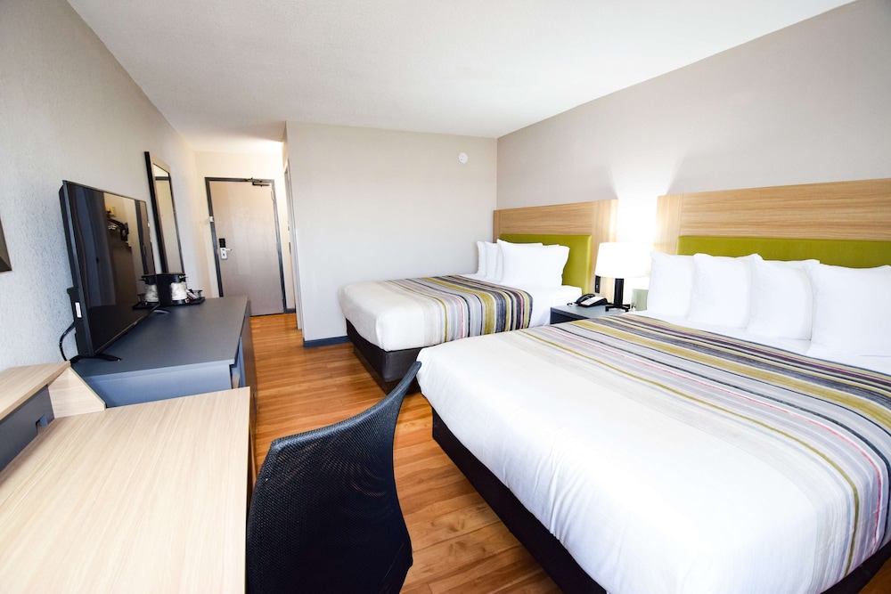 Country Inn Suites By Radisson North Little Rock 7/30