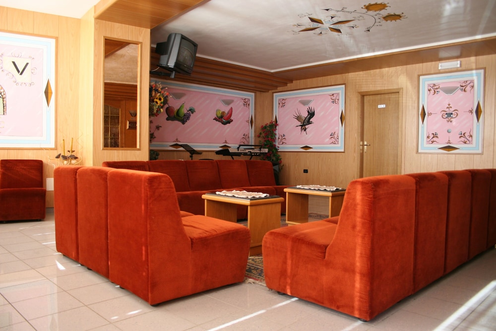 Olisamir Hotel 6/31