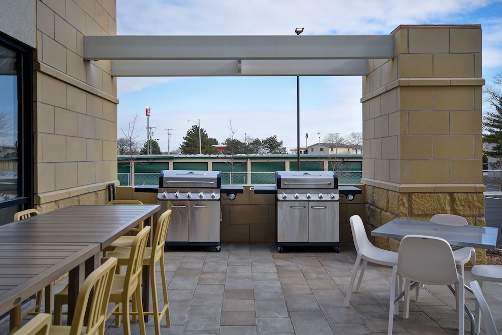 Home2 Suites By Hilton Bowling Green Ex A Victory Inn And Suites Bowling Green 20/28