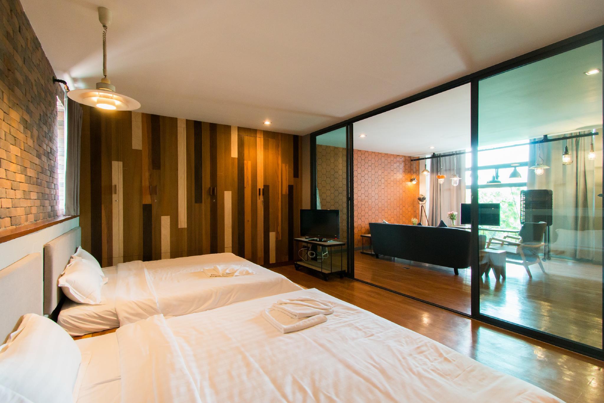 Suite, 2 King Beds