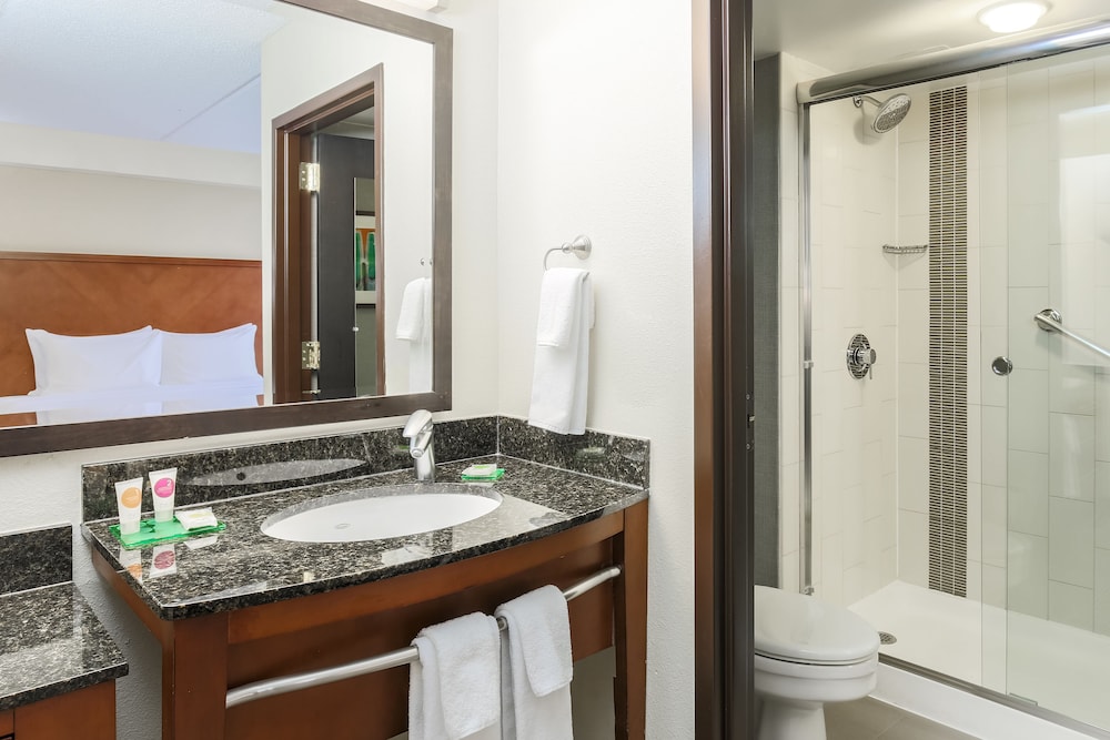 HYATT PLACE DALLAS GRAPEVINE 6/52