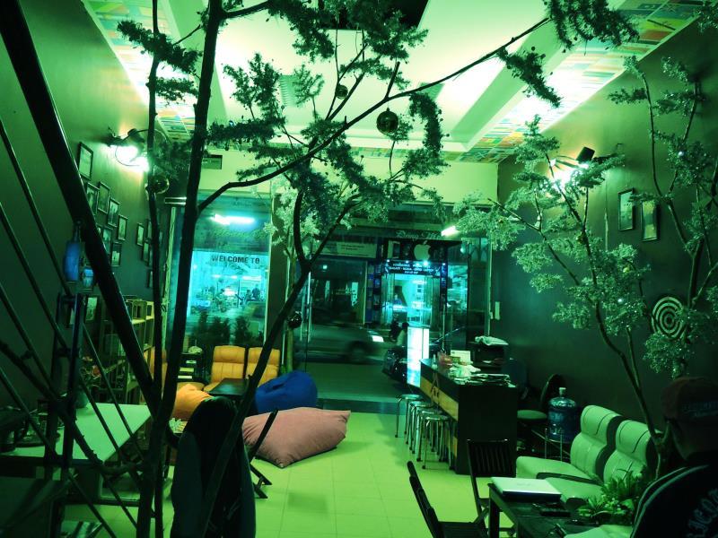 Ha Long Happy Hostel - Adults Only 25/26