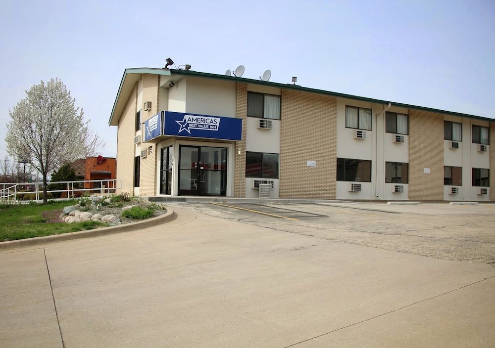 Americas Best Value Inn East Peoria 3/34