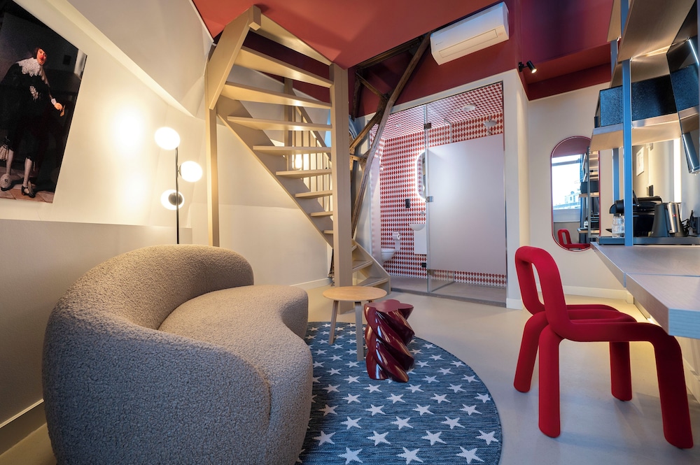 City Hotel Rembrandt Square 42/63