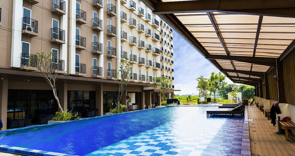 Azalea Suites Cikarang by Jayakarta Group 2/33