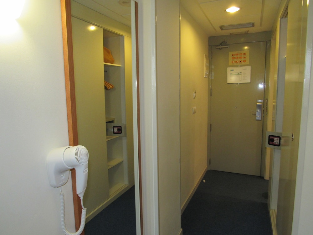 Holiday Inn Express Onda 19/49