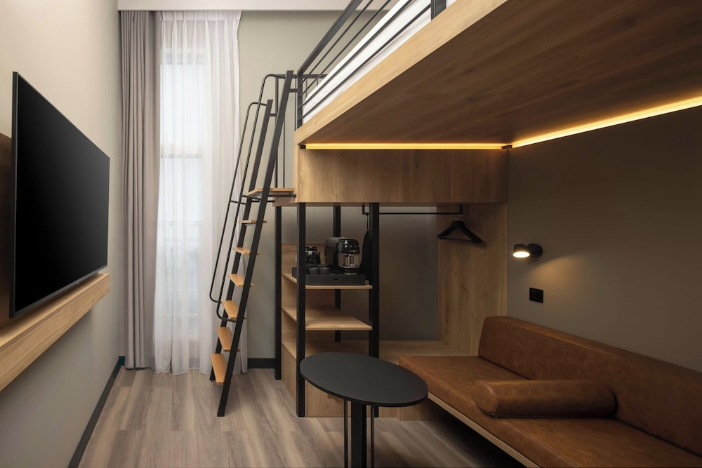 Moxy London Piccadilly Circus 28/47
