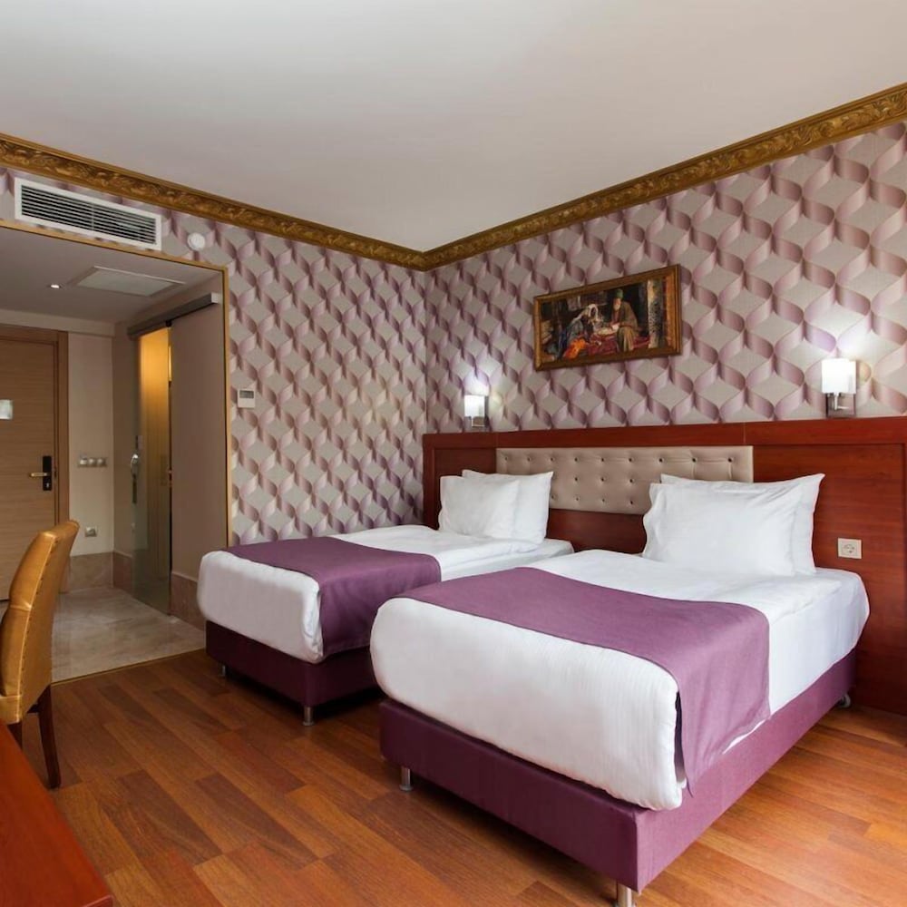 Alrazi Hotel 23/56