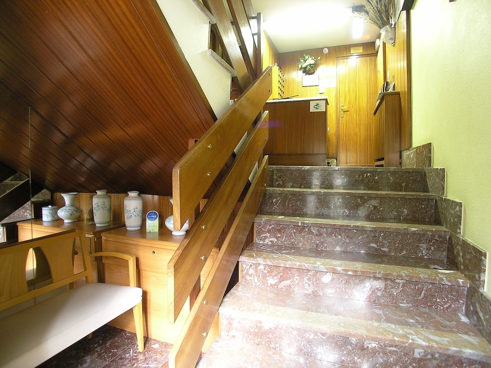 Iraipe Gorbea Hotel 2/48