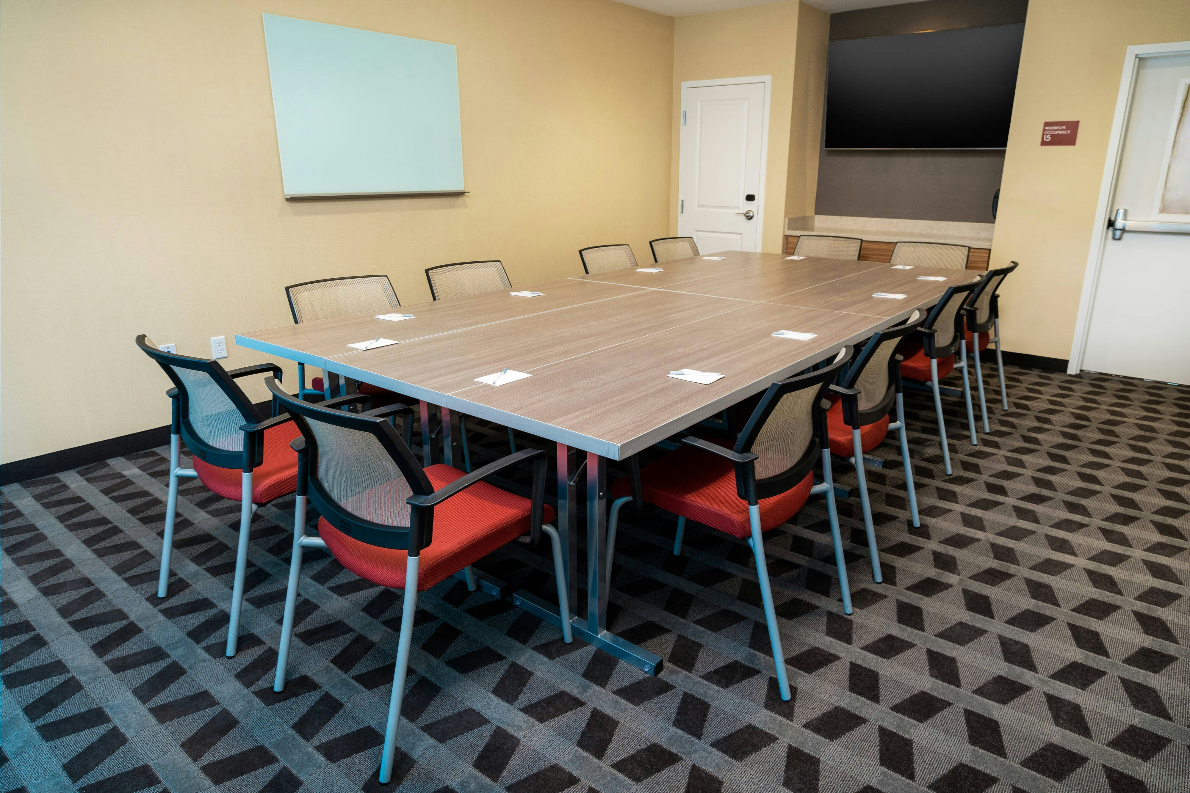 TownePlace Suites by Marriott Irvine Lake Forest 39/46