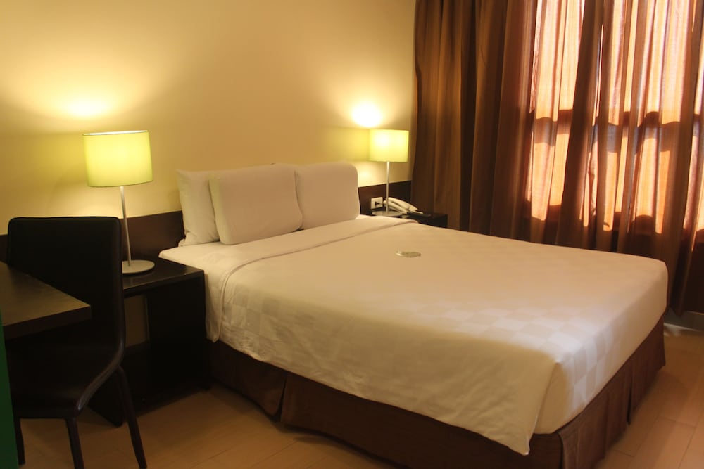 Go Hotels Mandaluyong 21/40