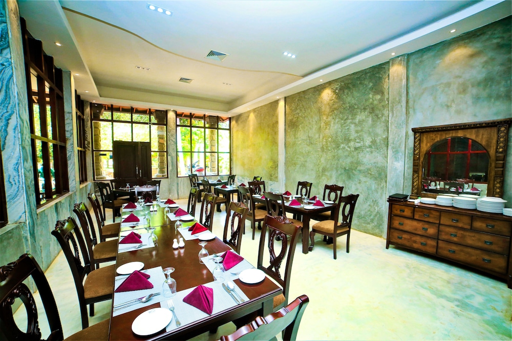 Avasta Resort And Spa 35/50