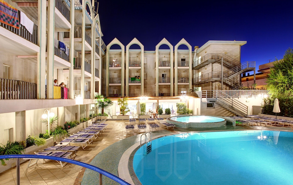 Hotel Palace 26/28