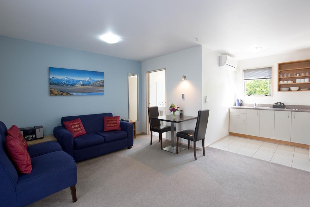 Riccarton Motor Lodge 38/48