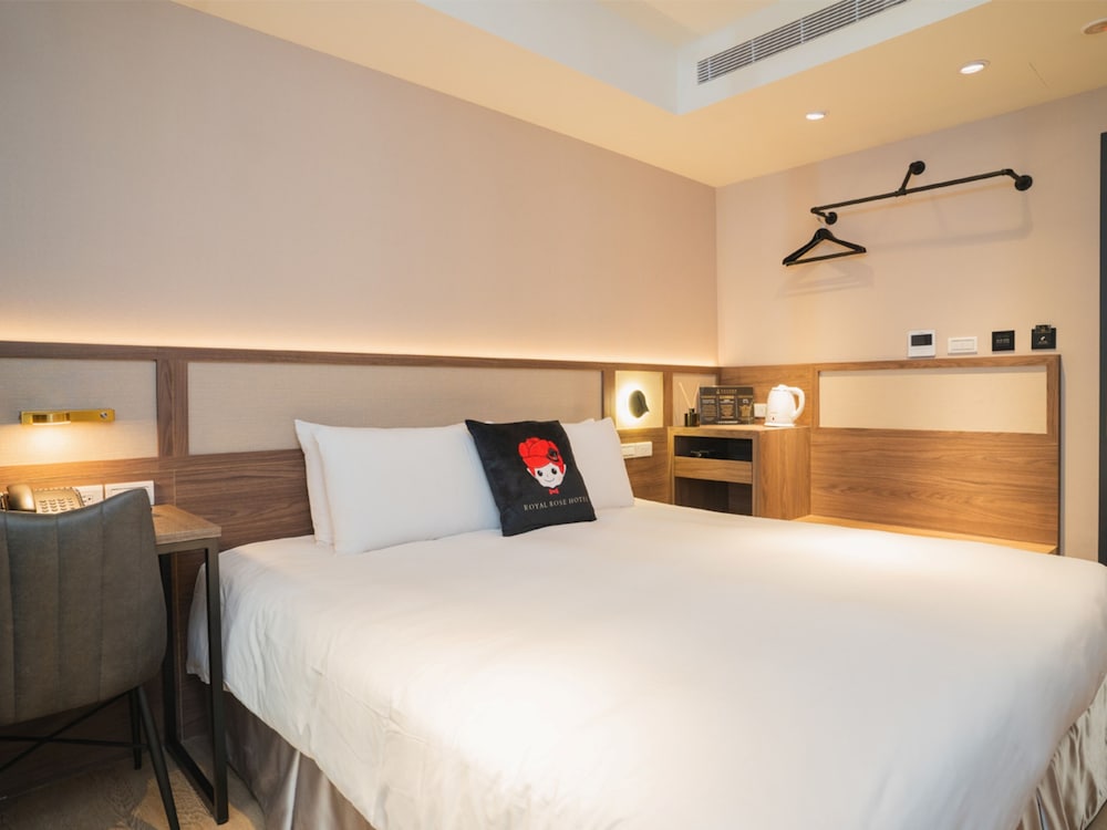 Royal Rose Hotel Zhongshan 19/44