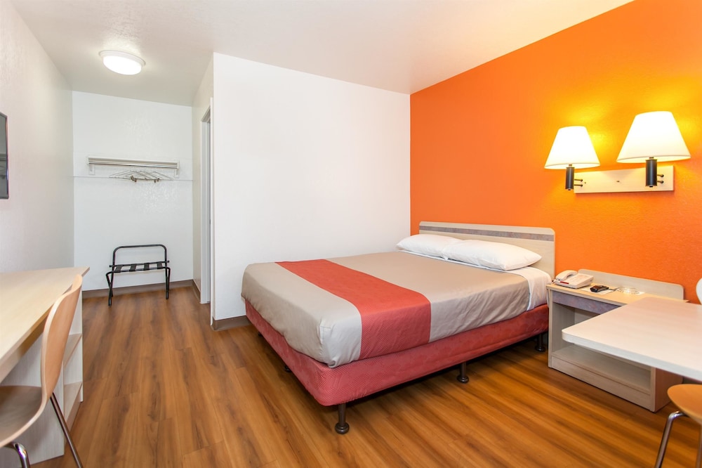 Motel6 Rosemead, CA - Los Angeles 27/46
