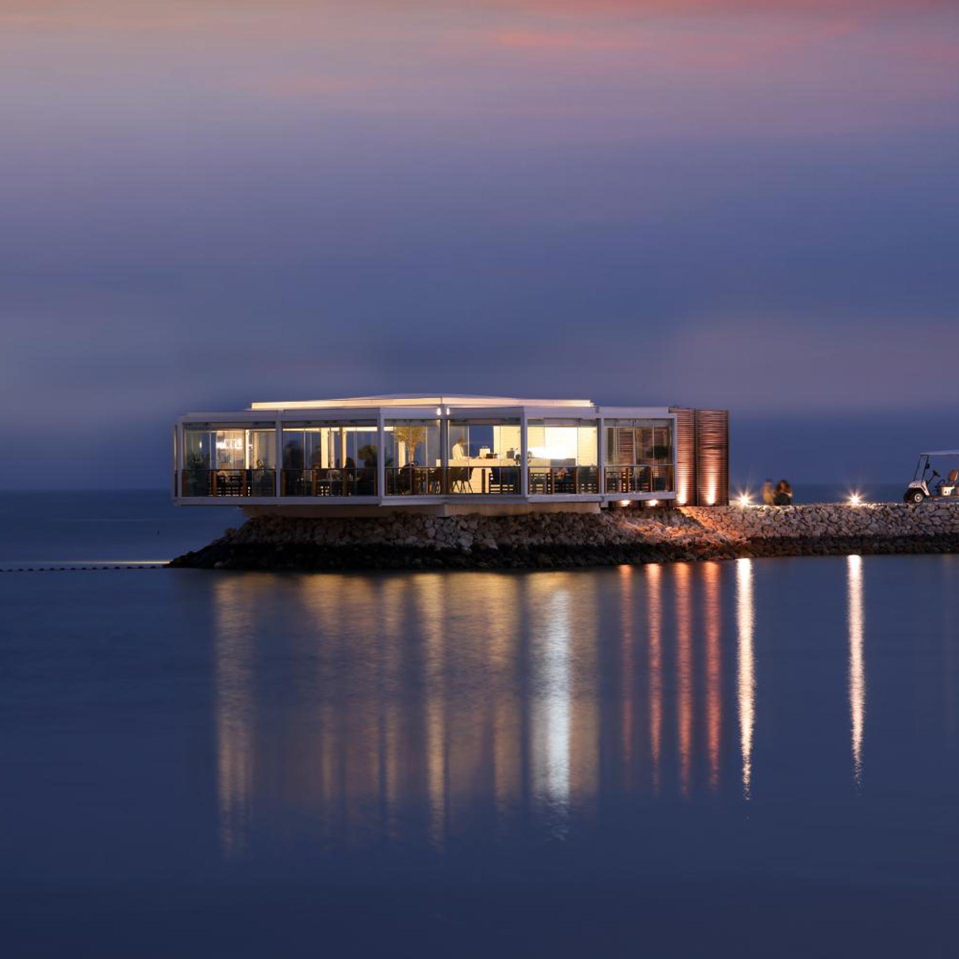 Jaw Resort and Spa 2/60
