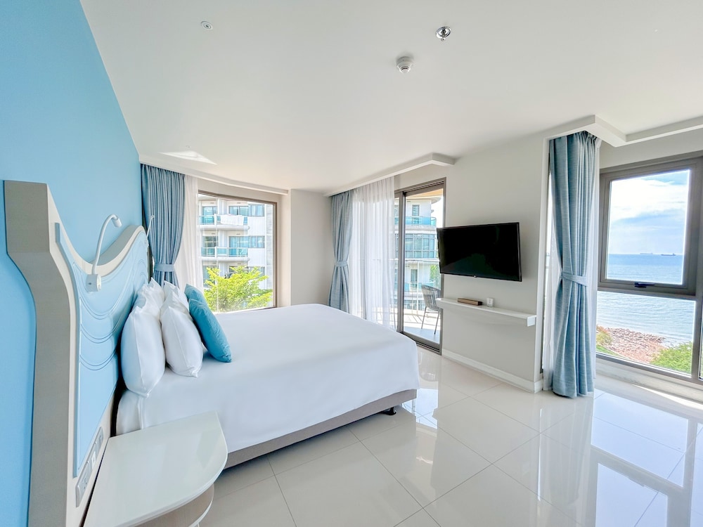 إقامة بسرير كينج وسريرين منفصلين بغرفتي نوم، Centara Sonrisa Residences and Suites Sriracha 2/8