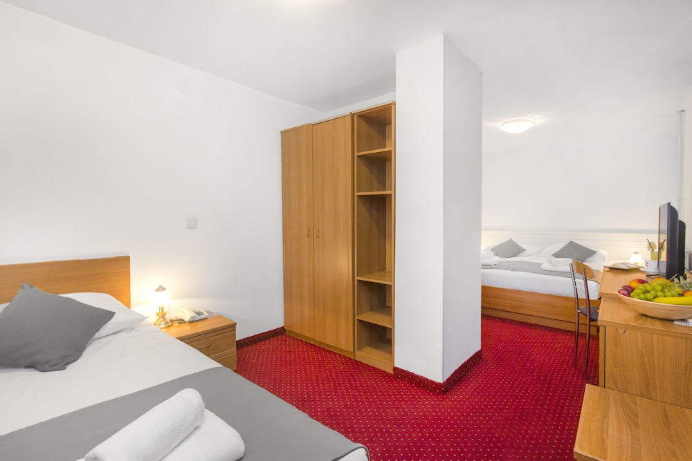 Jadran Hotel Sibenik 25/60