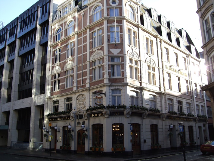 The Sanctuary House 2/8