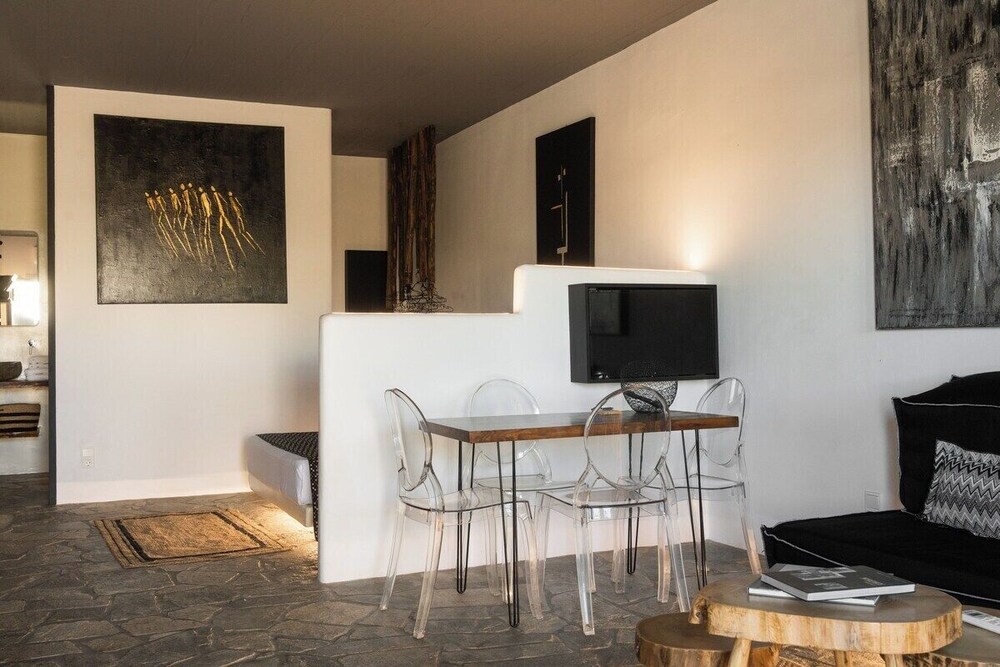 Mykonos Dot - Art Homes 22/46