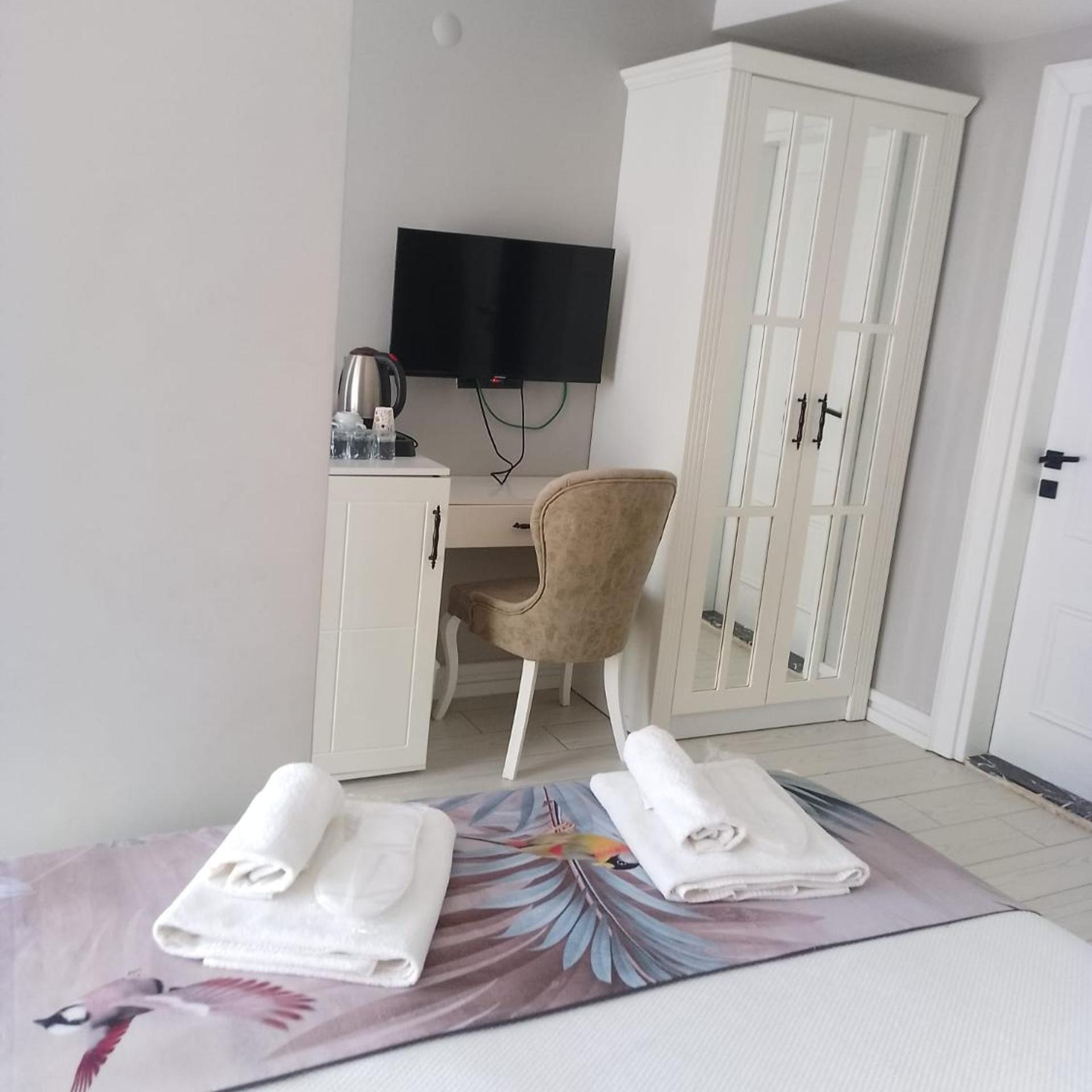 My Leos Hotel 30/50