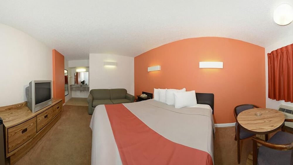 Motel6 Albany, NY - Airport 28/56