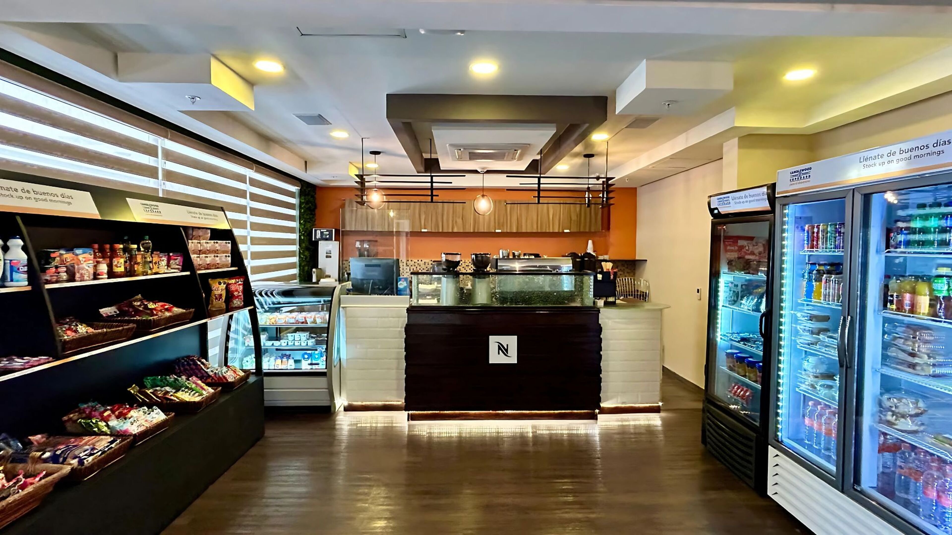 CANDLEWOOD SUITES QUERETARO JURIQUILLA 10/71