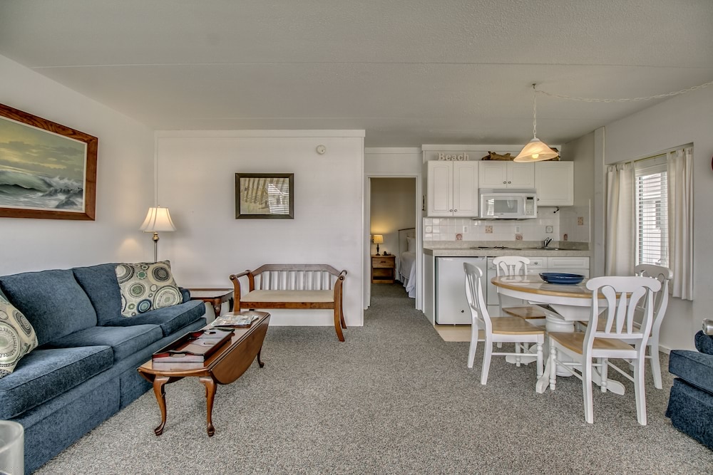 Beachcomber Resort 59/76