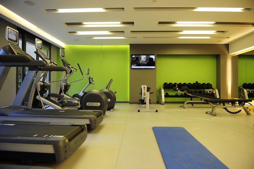 Saifi Suites 42/71