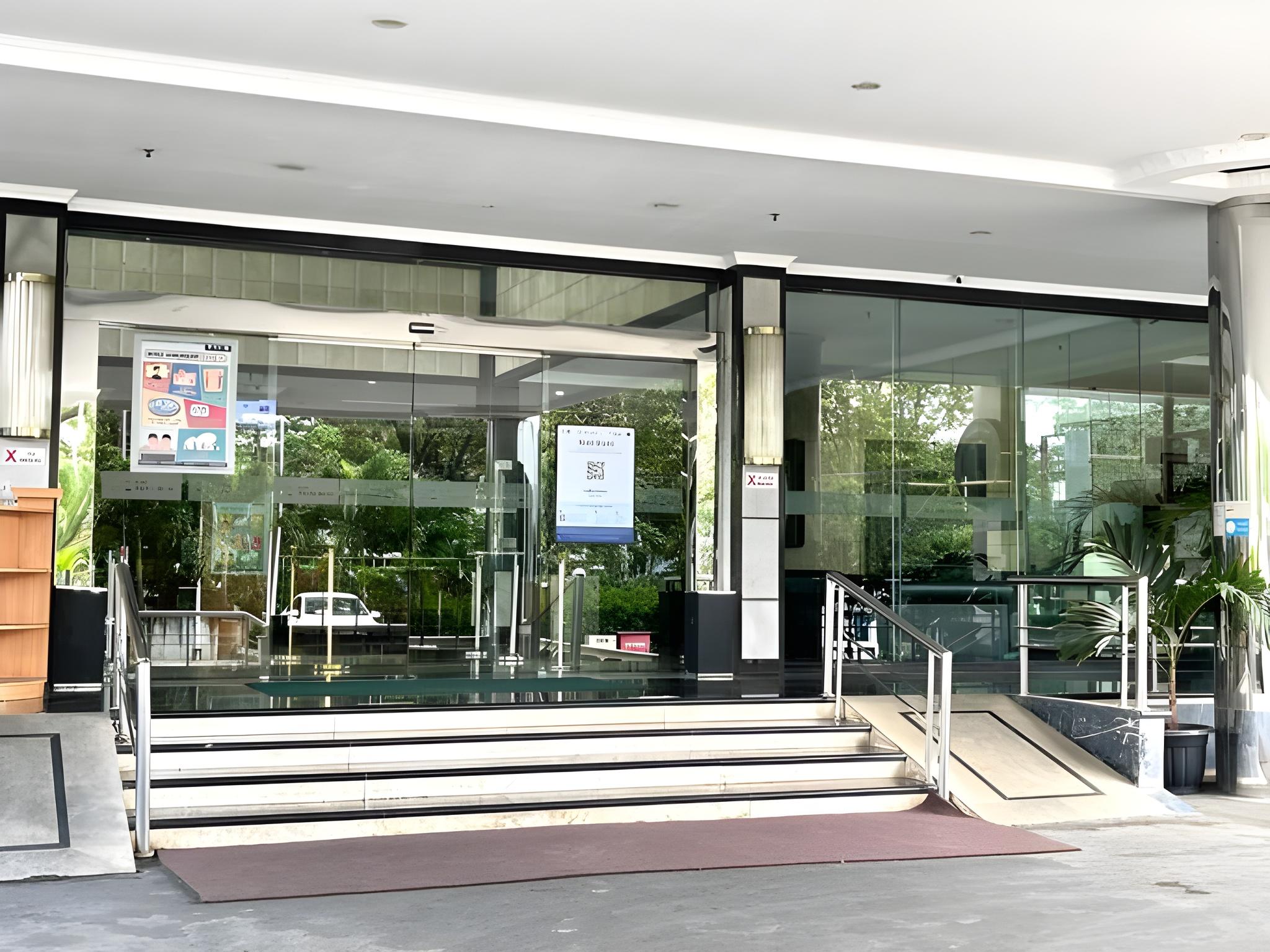 Grand Asrilia Hotel 6/50