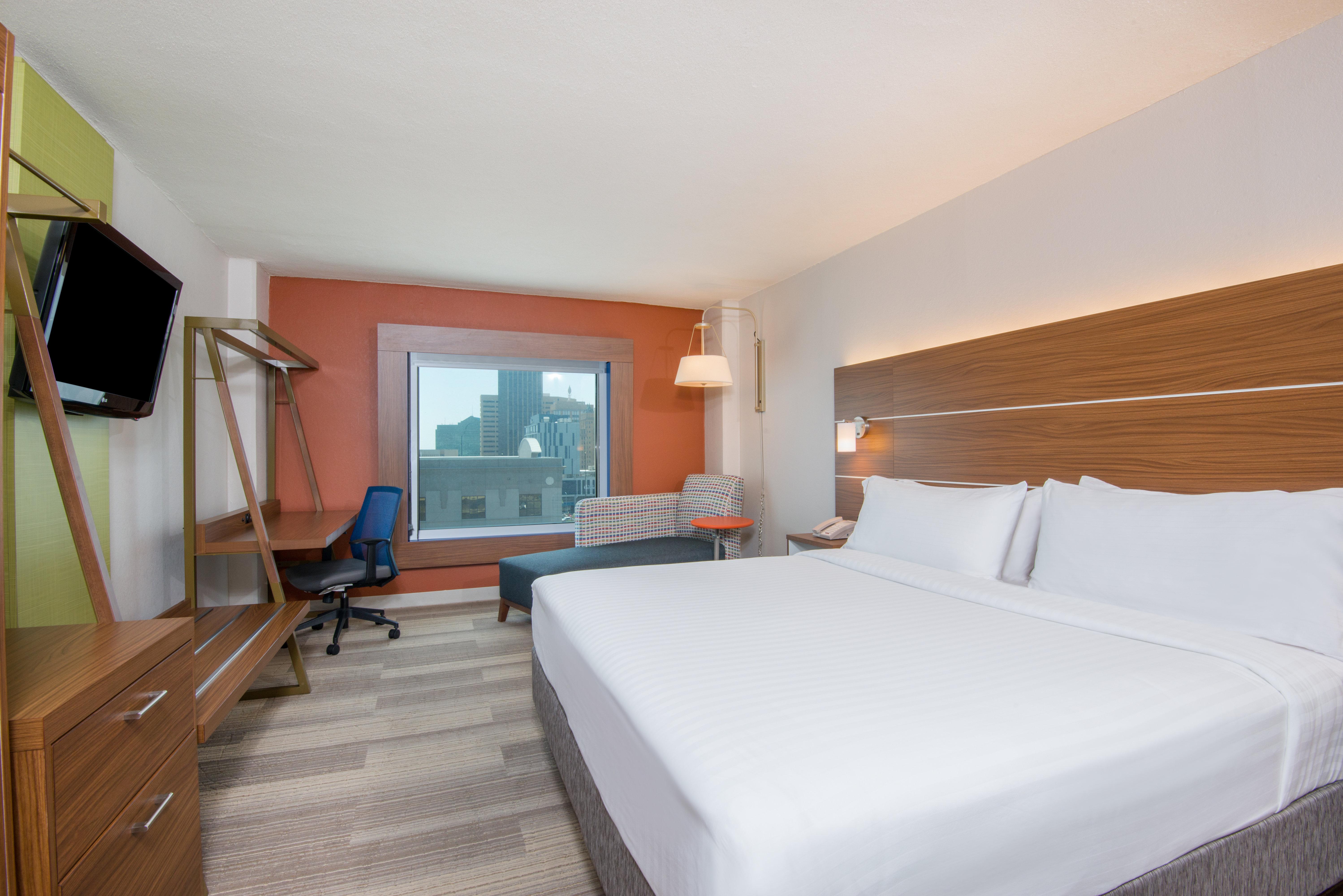 غرفة بسرير كينج، Holiday Inn Express El Paso-Central 1/5