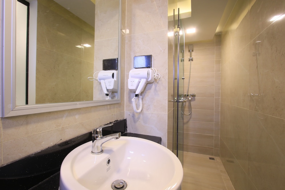Pratunam Atrium Hotel 35/44