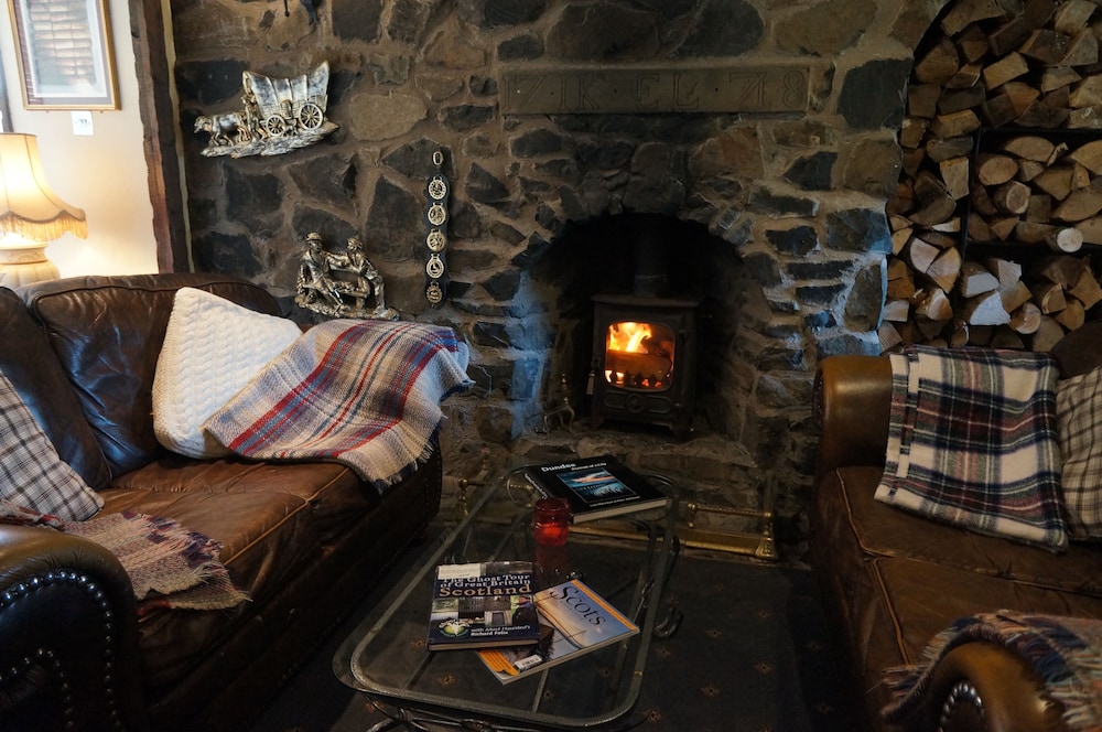 The Inn at Lathones 48/72