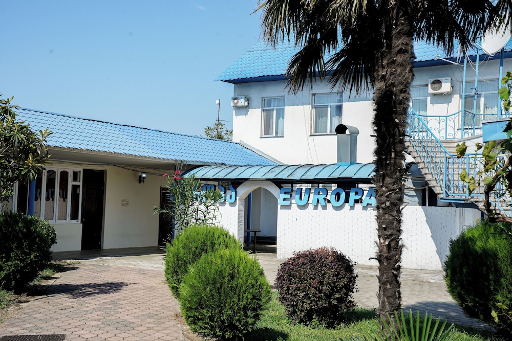Europa Hotel 39/43