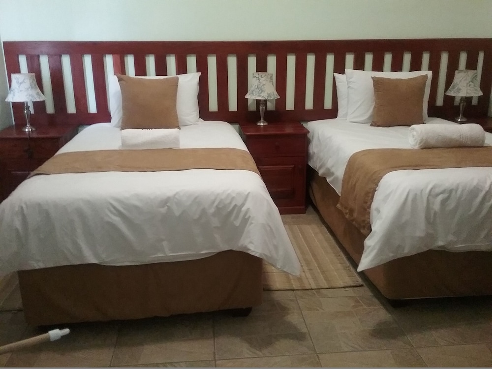 Masikiro Self-Catering Units 12/45