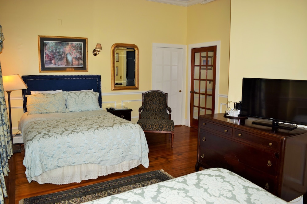 Bellevue House 31/50